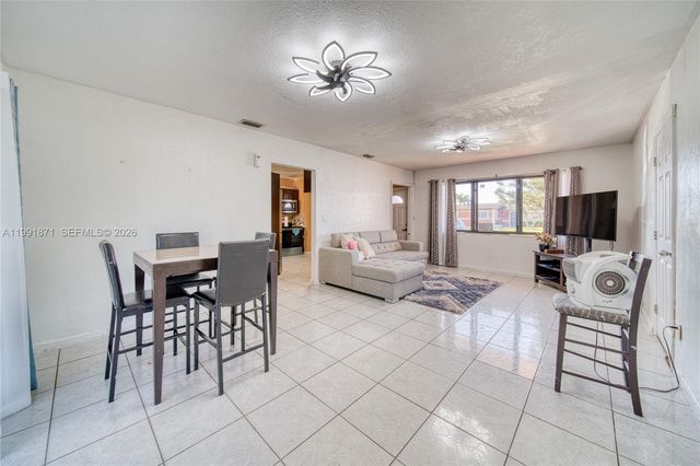 2451 NW 182nd Ter, Miami Gardens, FL 33056