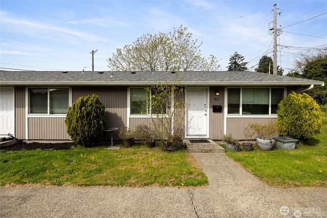 3703 S Manitou, Tacoma, WA 98409