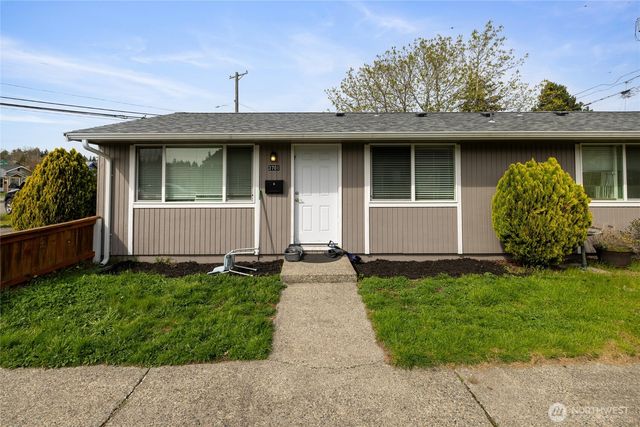 3703 S Manitou, Tacoma, WA 98409