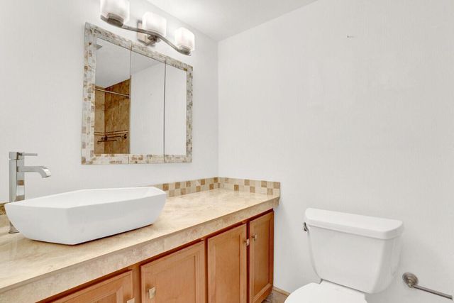 32 Colonial Club Drive 203, Boynton Beach, FL 33435