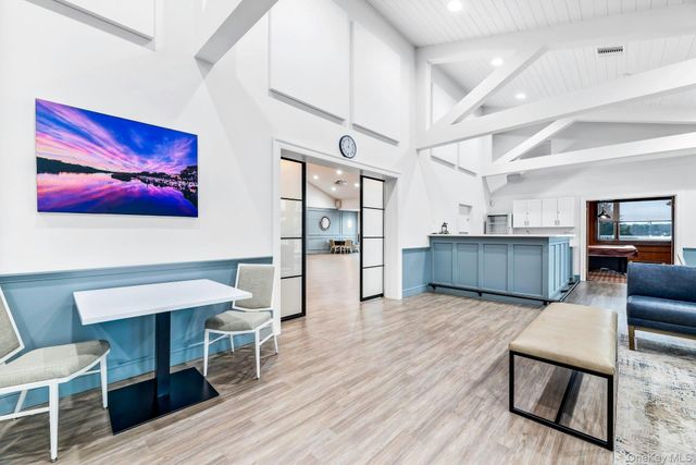 509 Oak Bluff Court, Moriches, NY 11955