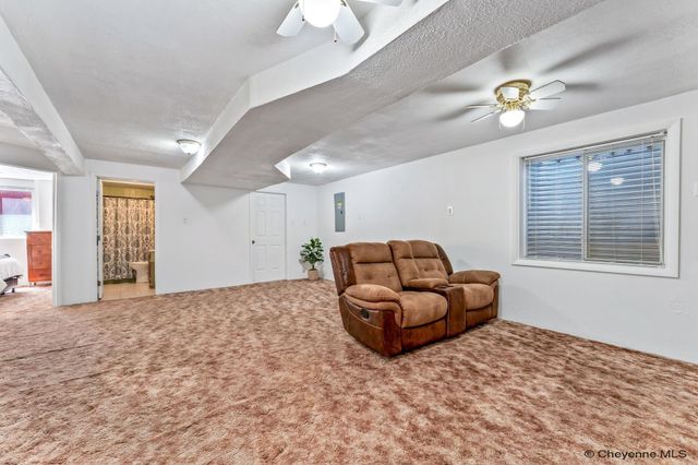 5000 ATLANTIC DR, Cheyenne, WY 82001