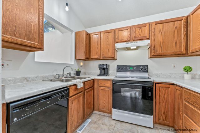 5000 ATLANTIC DR, Cheyenne, WY 82001
