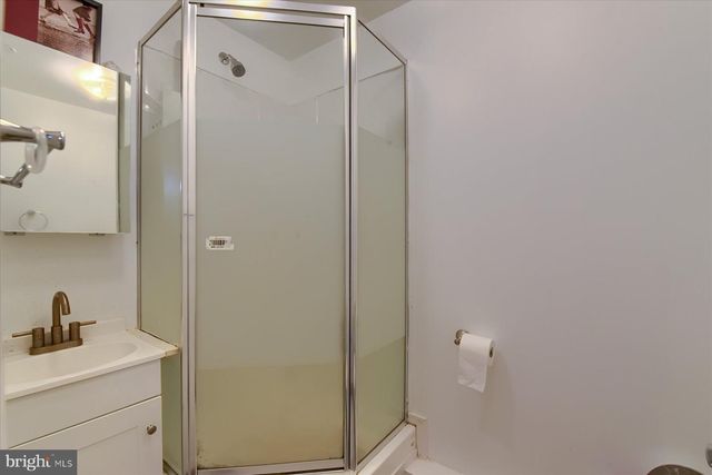7050 BEAVER SPRING RD, Harrisburg, PA 17111