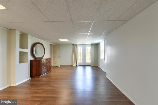 7050 BEAVER SPRING RD, Harrisburg, PA 17111