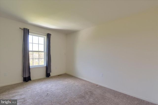 7050 BEAVER SPRING RD, Harrisburg, PA 17111