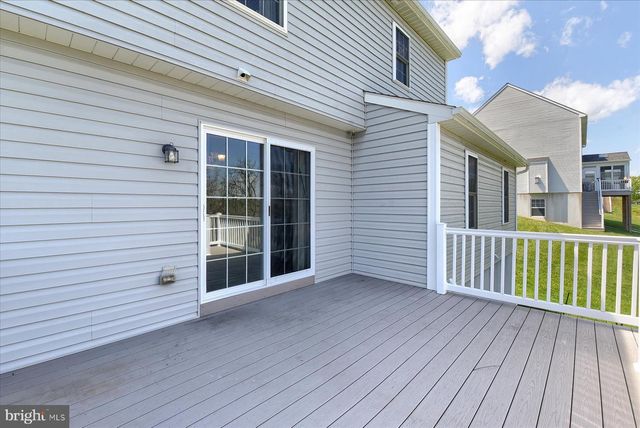 7050 BEAVER SPRING RD, Harrisburg, PA 17111