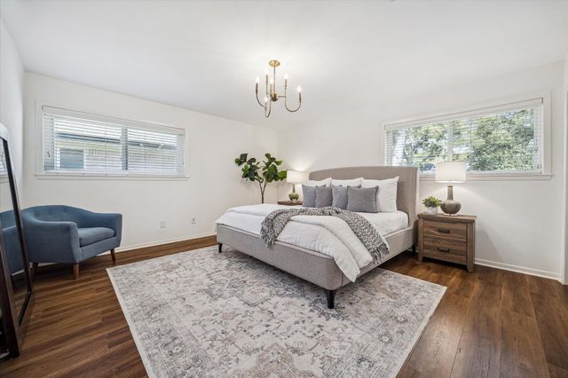 5318 Imogene Street, Houston, TX 77096