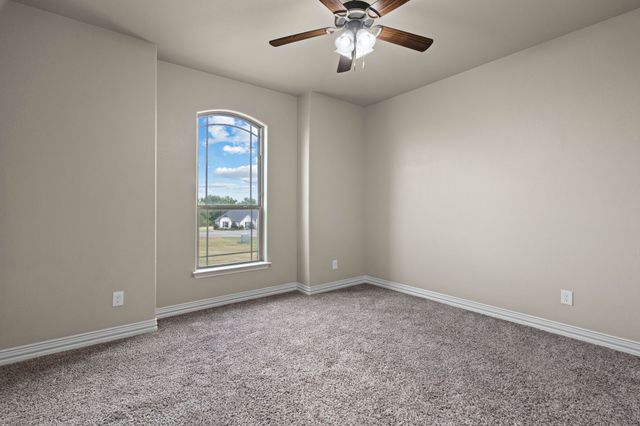 337 Kenyon Court, Granbury, TX 76049