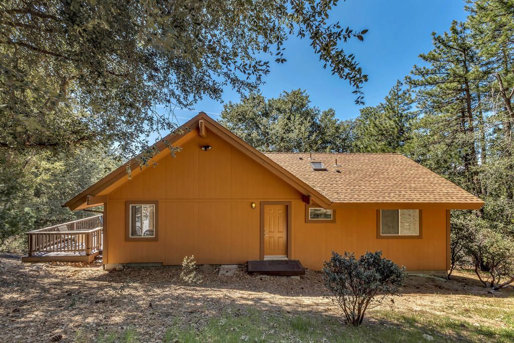 Image 32 of property listing at 25860 Sunset View Drive, Idyllwild, CA 92549