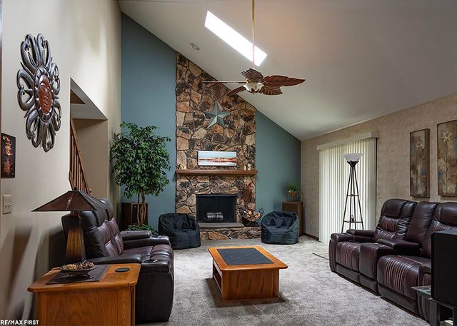 48315 Walden Road, Macomb, MI 48044