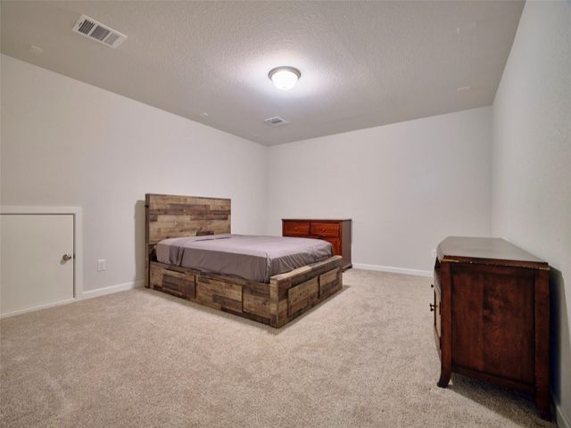 400 Beken Cove Lane, La Porte, TX 77571