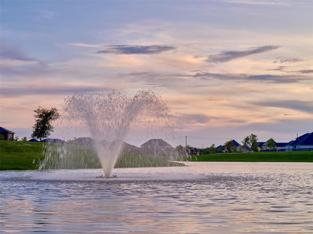 400 Beken Cove Lane, La Porte, TX 77571