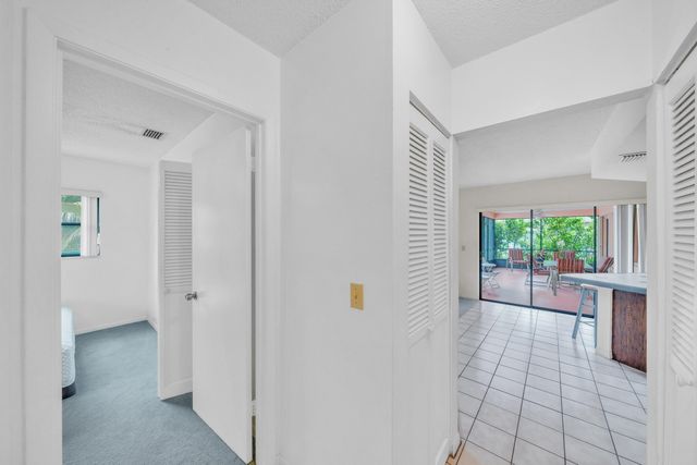 1222 Essex Drive, Wellington, FL 33414
