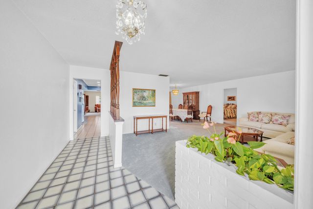 1222 Essex Drive, Wellington, FL 33414