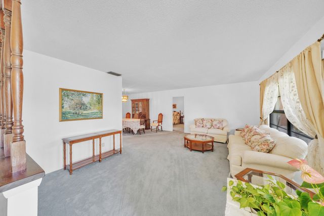 1222 Essex Drive, Wellington, FL 33414