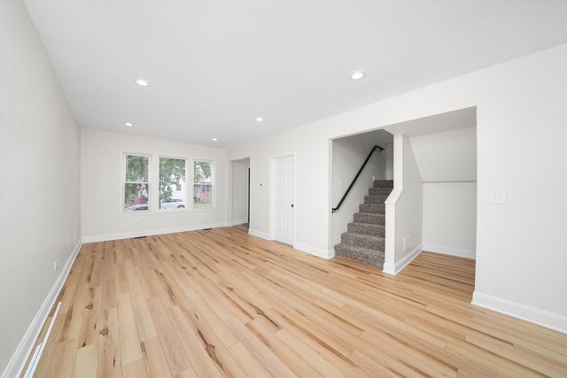 1134 W 104th Street, Chicago, IL 60643