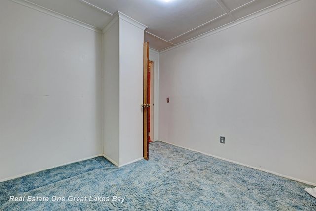 8730 Chesaning Road, Chesaning, MI 48616