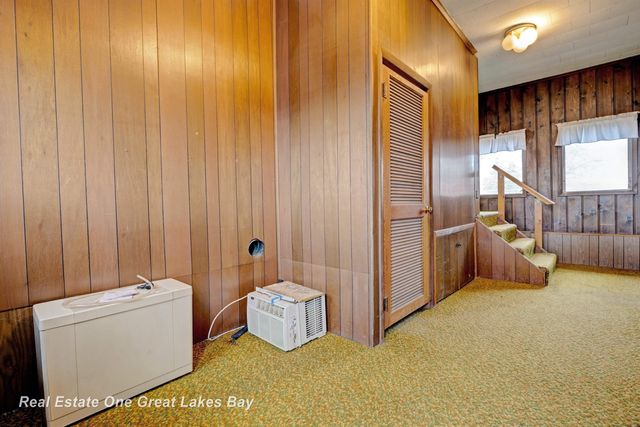 8730 Chesaning Road, Chesaning, MI 48616