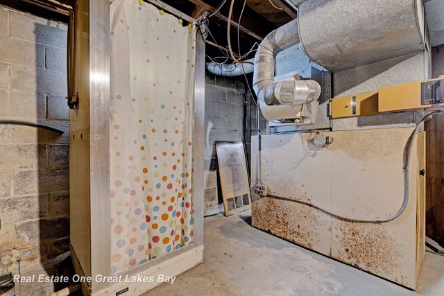 8730 Chesaning Road, Chesaning, MI 48616