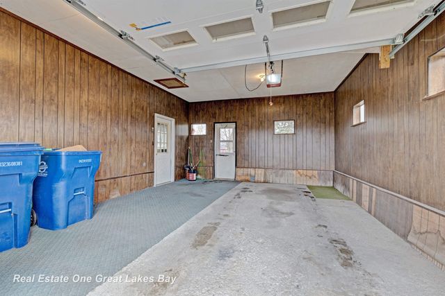 8730 Chesaning Road, Chesaning, MI 48616