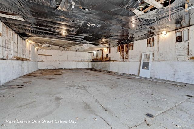 8730 Chesaning Road, Chesaning, MI 48616