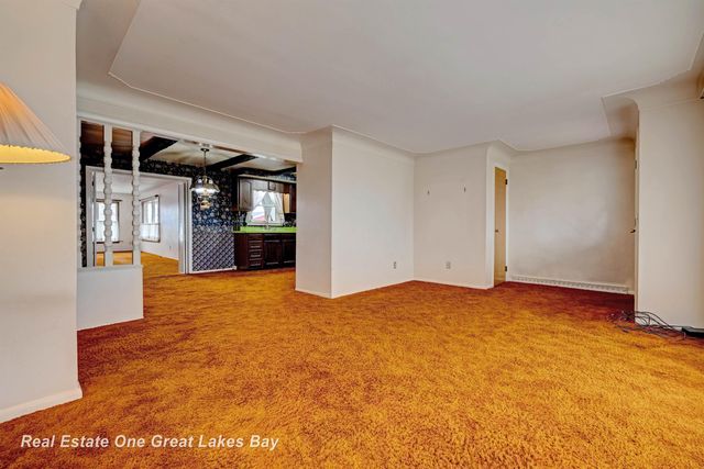 8730 Chesaning Road, Chesaning, MI 48616