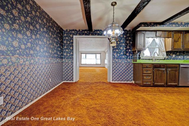 8730 Chesaning Road, Chesaning, MI 48616