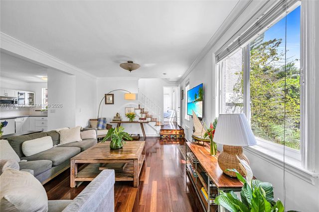 1601 SW 11th Ter, Miami, FL 33135