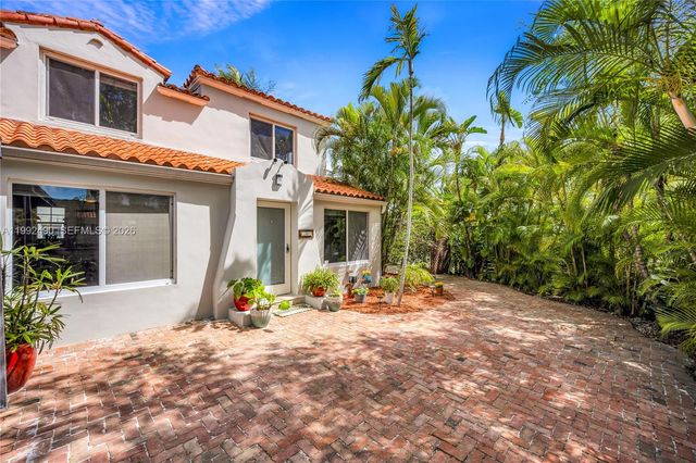 1601 SW 11th Ter, Miami, FL 33135