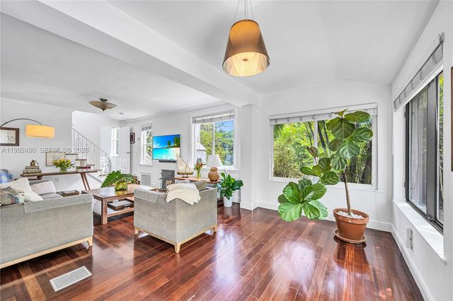 1601 SW 11th Ter, Miami, FL 33135