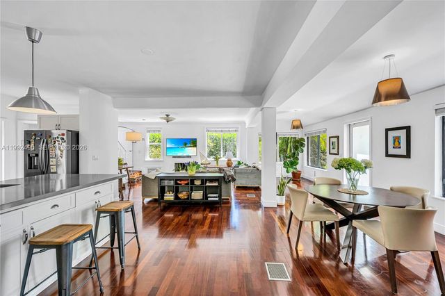 1601 SW 11th Ter, Miami, FL 33135