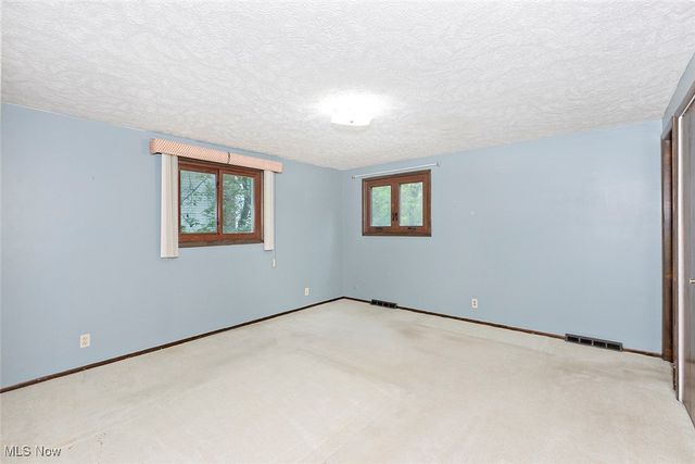 32650 Stony Brook Lane, Solon, OH 44139