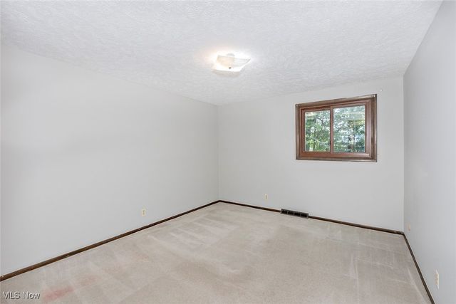 32650 Stony Brook Lane, Solon, OH 44139