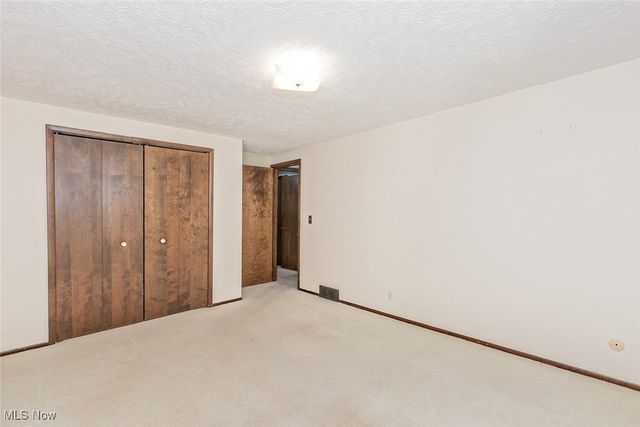 32650 Stony Brook Lane, Solon, OH 44139