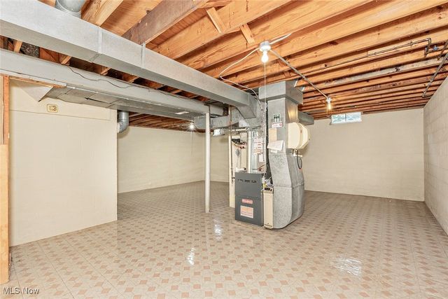 32650 Stony Brook Lane, Solon, OH 44139