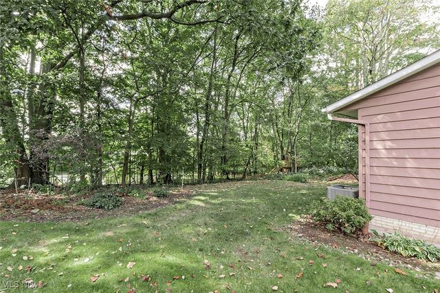 32650 Stony Brook Lane, Solon, OH 44139