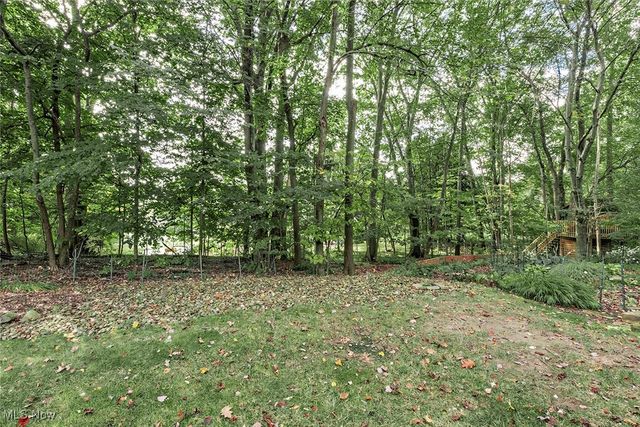 32650 Stony Brook Lane, Solon, OH 44139