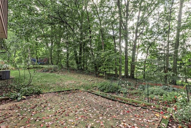 32650 Stony Brook Lane, Solon, OH 44139