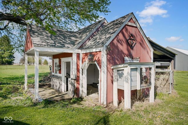 1365 N County Road 700 E, Seymour, IN 47274