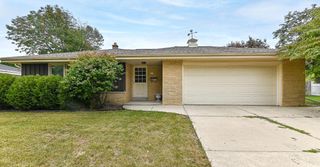6126 Twin Oak DRIVE, Greendale, WI 53129