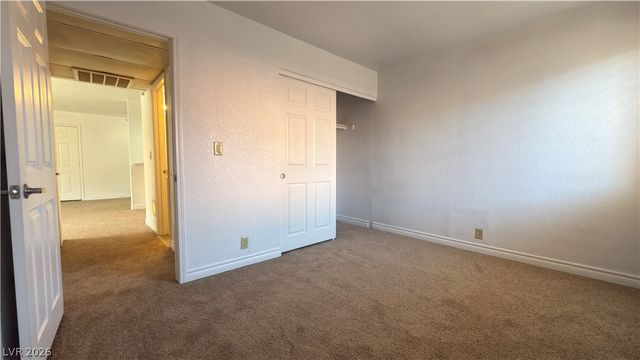 4370 Sandy River Drive 24, Las Vegas, NV 89103