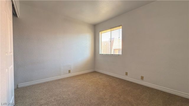 4370 Sandy River Drive 24, Las Vegas, NV 89103