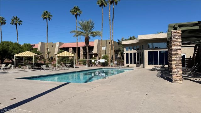 4370 Sandy River Drive 24, Las Vegas, NV 89103