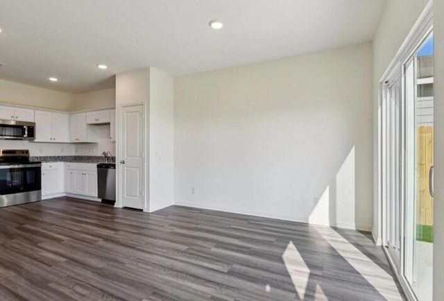 8867 Salamander Road 34, North Charleston, SC 29406