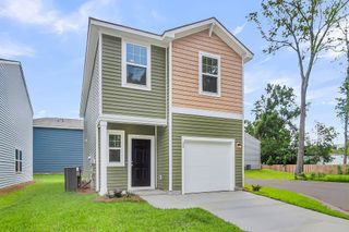 8867 Salamander Road 34, North Charleston, SC 29406