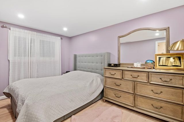 14 Day Rd., Holliston, MA 01746