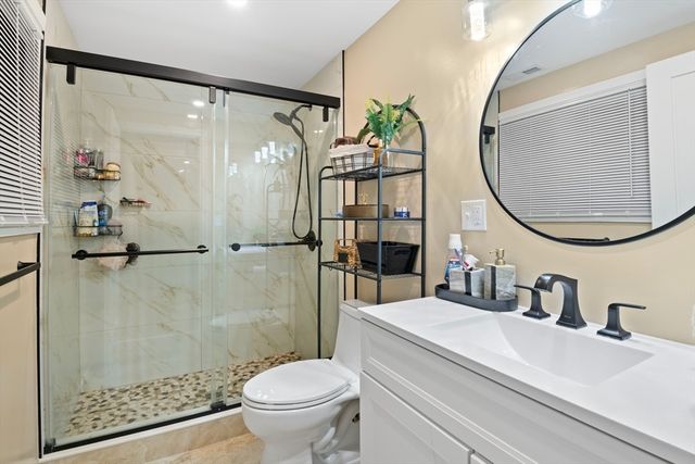 14 Day Rd., Holliston, MA 01746