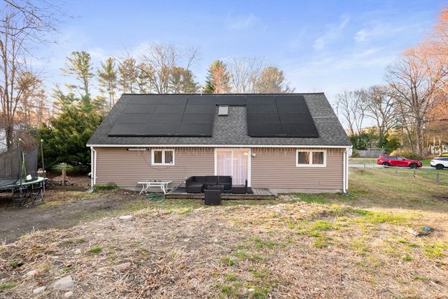 14 Day Rd., Holliston, MA 01746