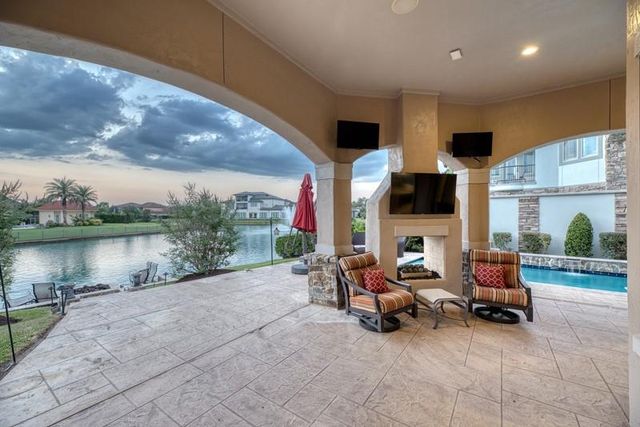 1007 Williams Lake Drive, Richmond, TX 77469